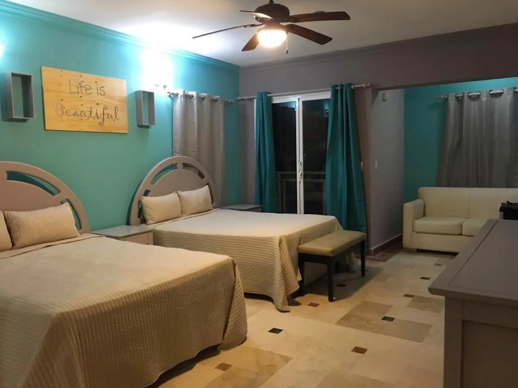Green Coast Hotel بونتا كانا