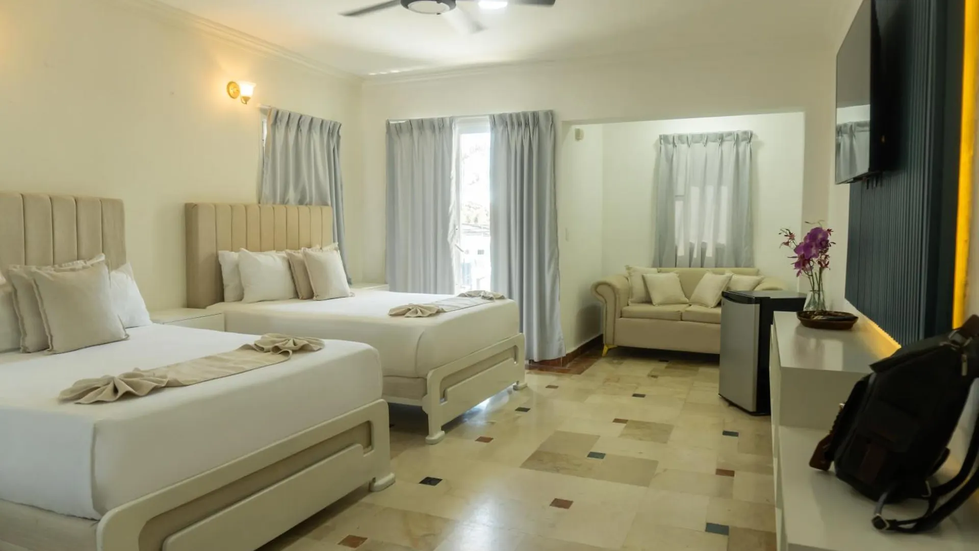 Green Coast Hotel بونتا كانا